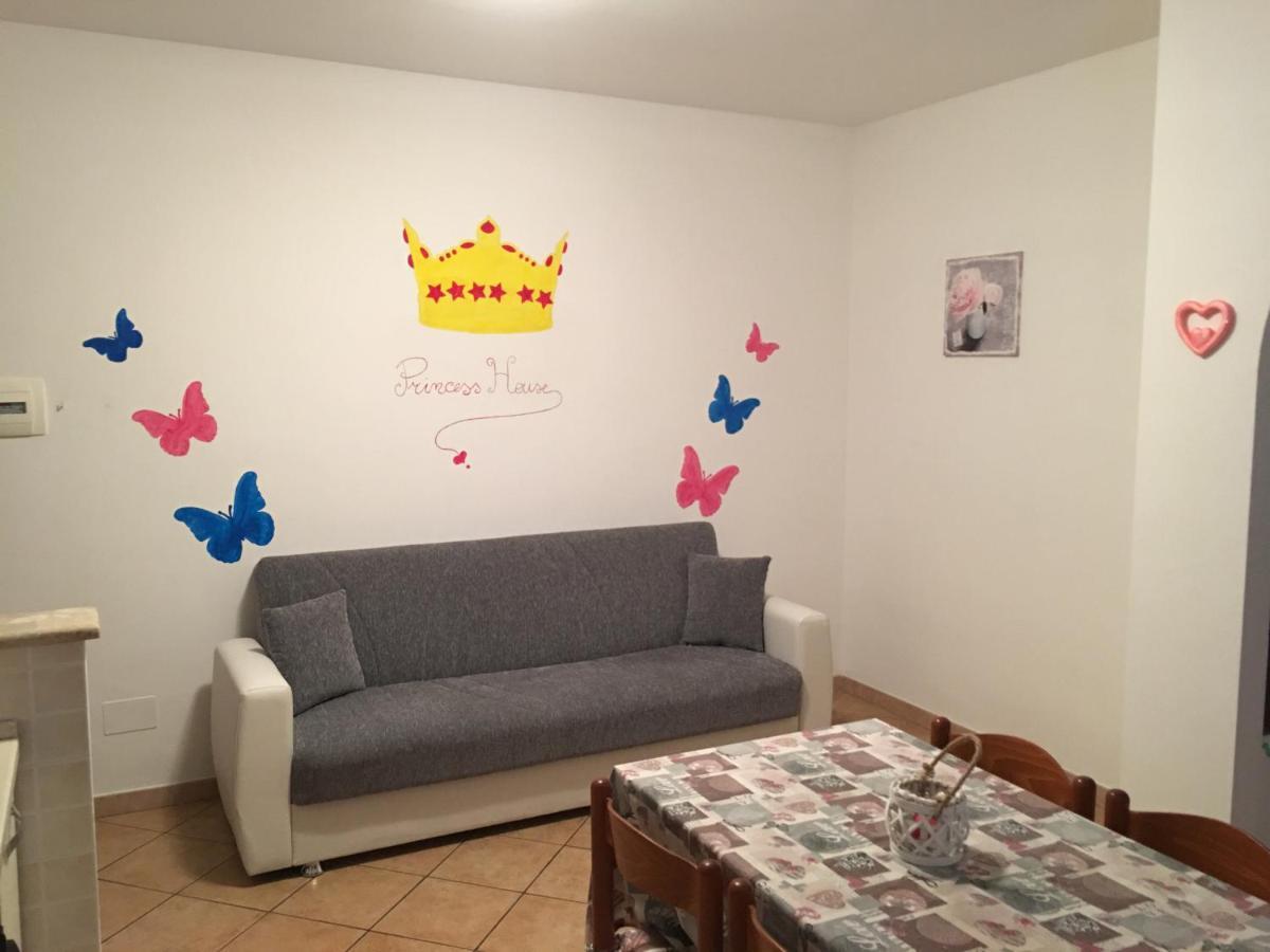 לדיספולי Princess House מראה חיצוני תמונה